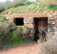 Miners Dugouts - Darwin Holiday