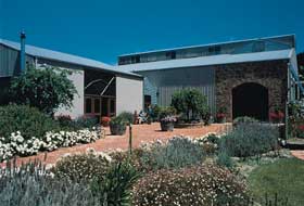 Shottesbrooke - Darwin Holiday 0