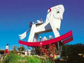 The Toy Factory - Darwin Holiday 0