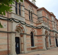 Riddoch Art Gallery - Darwin Holiday