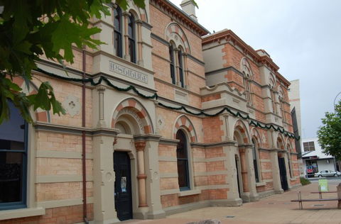 Riddoch Art Gallery - Darwin Holiday 0