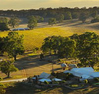Hutton Vale and Farm Follies - Darwin Holiday