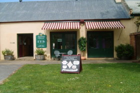 Richmond Tasting House - Darwin Holiday 0