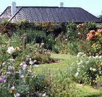 Rosedown Gardens - Darwin Holiday
