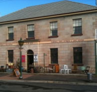 Wildes Antiques - Darwin Holiday