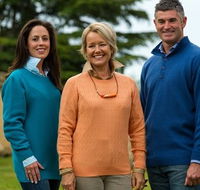 Casaveen Knitwear - Darwin Holiday