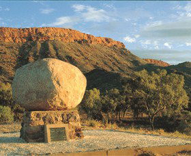 John Flynn's Grave Historic Reserve - Darwin Holiday 0