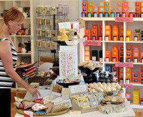 Elevated Boutique - Darwin Holiday 0