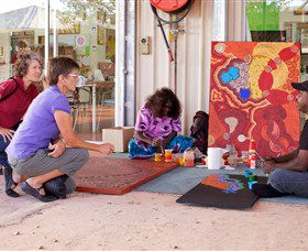 Ngurratjuta Iltja Ntjarra Many Hands Art Centre - Darwin Holiday 0