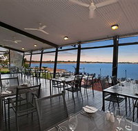 Pee Wee's at the Point - Darwin Holiday