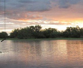 Tennant Creek Cemetery - Darwin Holiday 0