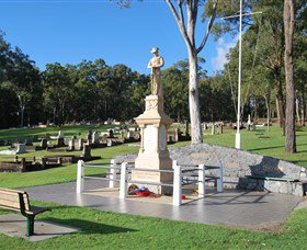 Pimpama And Ormeau War Memorial - Darwin Holiday 0