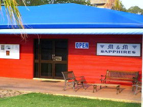 M And M Sapphires - Darwin Holiday 0
