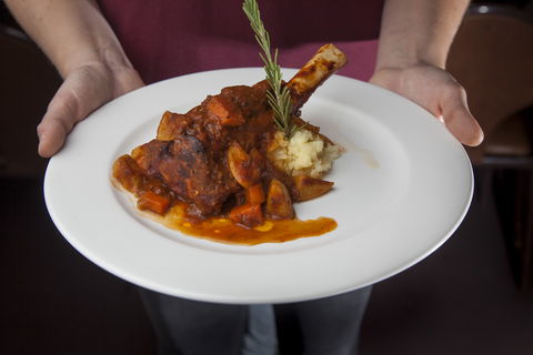 The Overlanders Steakhouse - Darwin Holiday 0