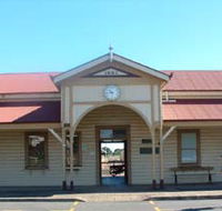 Maryborough Railway Station - Darwin Holiday