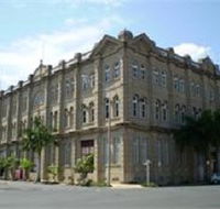 Walter Reid Cultural Centre - Darwin Holiday