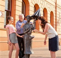 Birthplace of PL Travers - Darwin Holiday