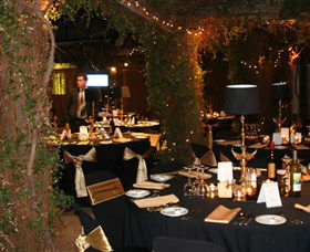Radcliffe's - Darwin Holiday 0