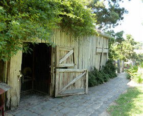 Mitcham VIC Darwin Holiday