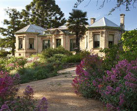 Buda Historic Home & Garden - Darwin Holiday 0