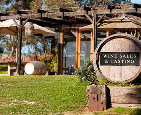 Saint Regis Winery, Food & Wine Bar - Darwin Holiday 0