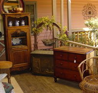 Watson's Creek Antiques  Cafe - Darwin Holiday