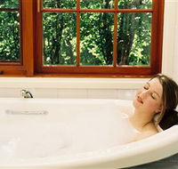 Queensberry Studio - Darwin Holiday