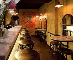 Red Lily Cocktail Bar - Darwin Holiday 0