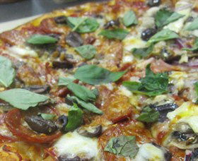 Mezzadellas Woodfired Pizza And Tapas - Darwin Holiday 0