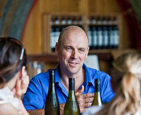 Lowe Wines - Darwin Holiday 0