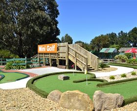 A Maze N Games - Darwin Holiday 3