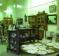 Glenleigh Antiques - Darwin Holiday