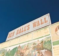 Ben Hall Wall - Darwin Holiday