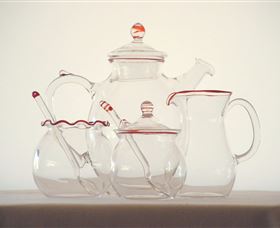 Peter Minson Art Glass - Darwin Holiday 1