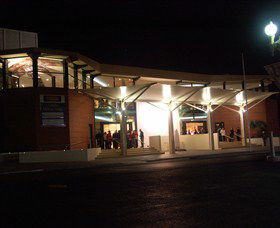Bathurst Memorial Entertainment Centre - Darwin Holiday 0