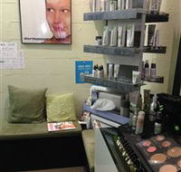 Bright Beauty Beautique - Darwin Holiday