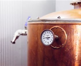 Bass And Flinders Distillery - Darwin Holiday 1