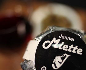 Jannei Artisan Cheese Makers - Darwin Holiday 4