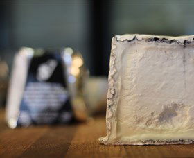 Jannei Artisan Cheese Makers - Darwin Holiday 6