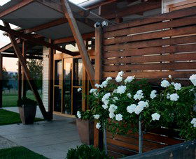 Two Rivers Wines - Darwin Holiday 0