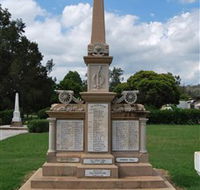 Boer War Memorial and Park Allora - Darwin Holiday