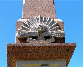 Boer War Memorial And Park, Allora - Darwin Holiday 3