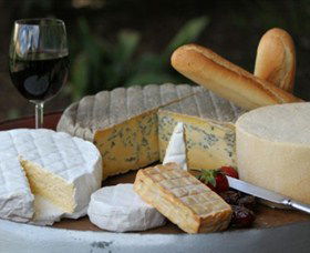 Hunter Belle Cheese - Darwin Holiday 0