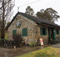 Crofters Cottage - Darwin Holiday