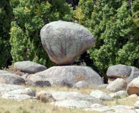 Balancing Rock - Darwin Holiday 0