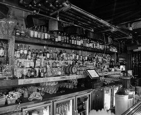 Stitch Bar - Darwin Holiday 4