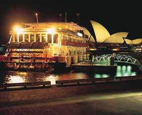 Sydney Showboats - Darwin Holiday 0
