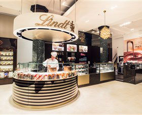 Lindt Chocolate CafÃ© Martin Place - Darwin Holiday 2