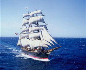 Sydney Heritage Fleet Cruises - Darwin Holiday 0