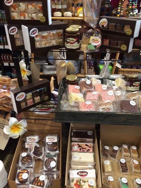 Peninsula Gourmet Emporium - Darwin Holiday 2